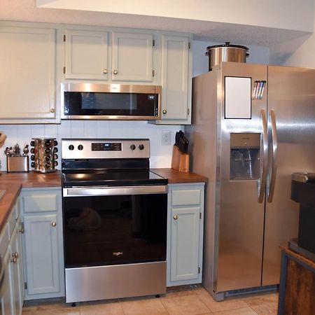 ガトリンバーグCozy Mountain Getaway! Mountain Views! 2 Bed, 2 Bath, Sleeps 6アパートメント エクステリア 写真